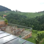 Gasthof Weingut Gästezimmer Zweytick Robert