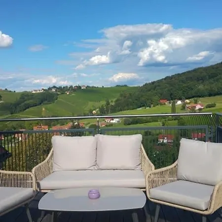 Zweytick Gaestezimmer Weingut