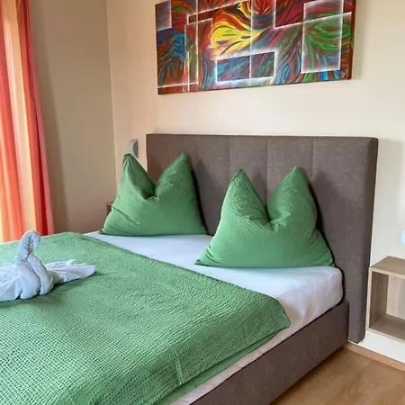 Zweytick Gaestezimmer Weingut