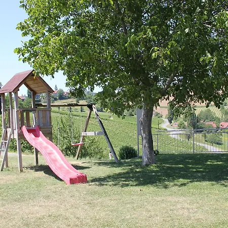 Zweytick Gaestezimmer Weingut Maison d'hôtes 3*