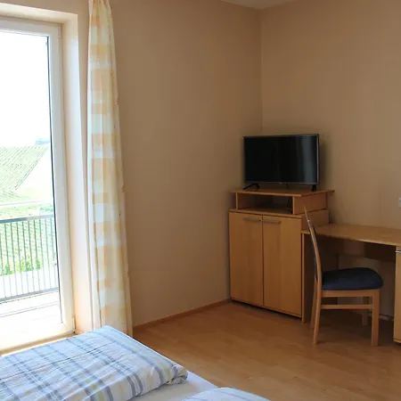 بيت ضيافة Zweytick Gaestezimmer Weingut 3*
