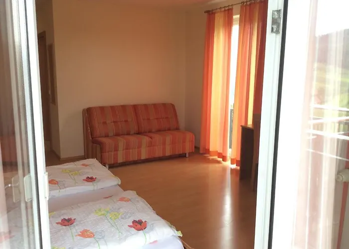 Zweytick Gaestezimmer Weingut 3*