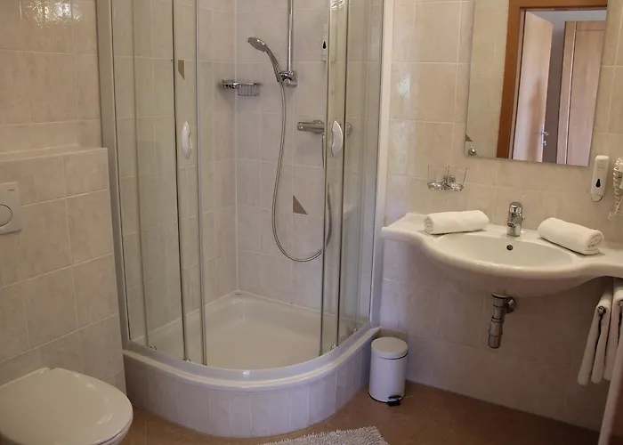 بيت ضيافة Zweytick Gaestezimmer Weingut Ratsch an der Weinstraße