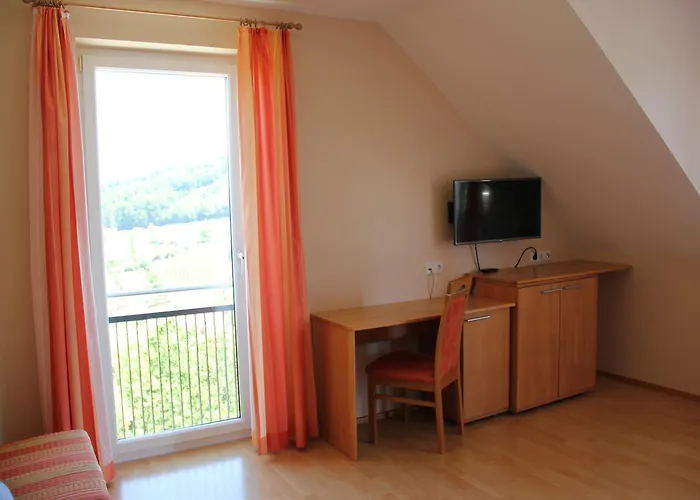 بيت ضيافة Zweytick Gaestezimmer Weingut 3*